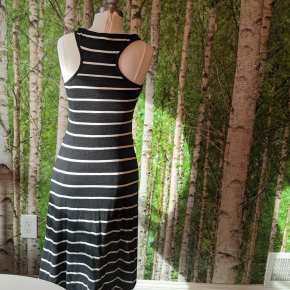 Express Jersey Knit Tank Dress with Breast Pocket & High Low Hem - Picture 2 of 7